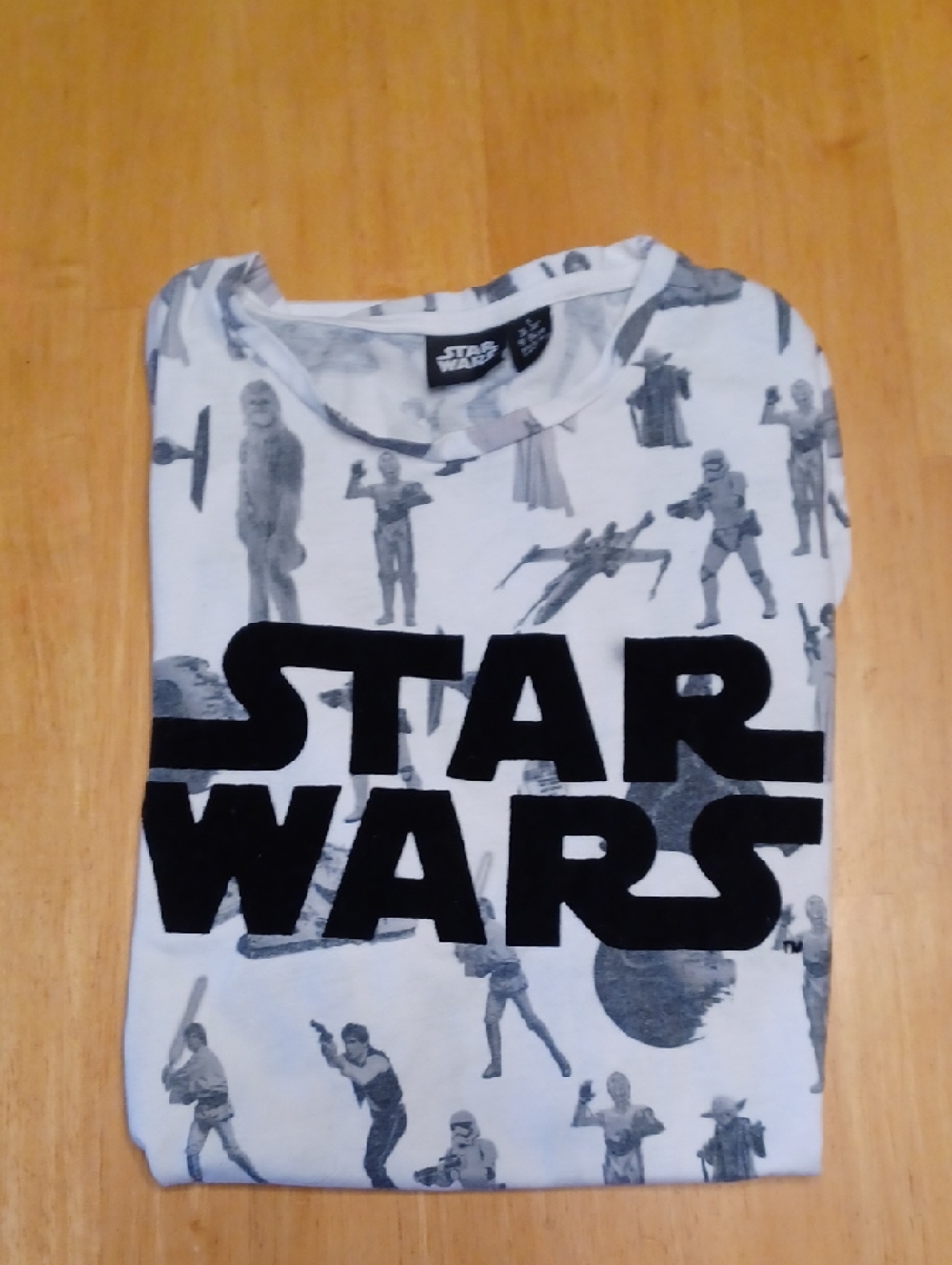 Star Wars Black & White Men's Graphic Tee Size Small 36/38 Inches
